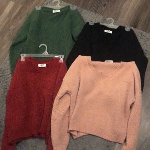 🎉FINALPRICE🎉Fashion Nova Sweaters Bundle size large. Red, Pink, Black & Green